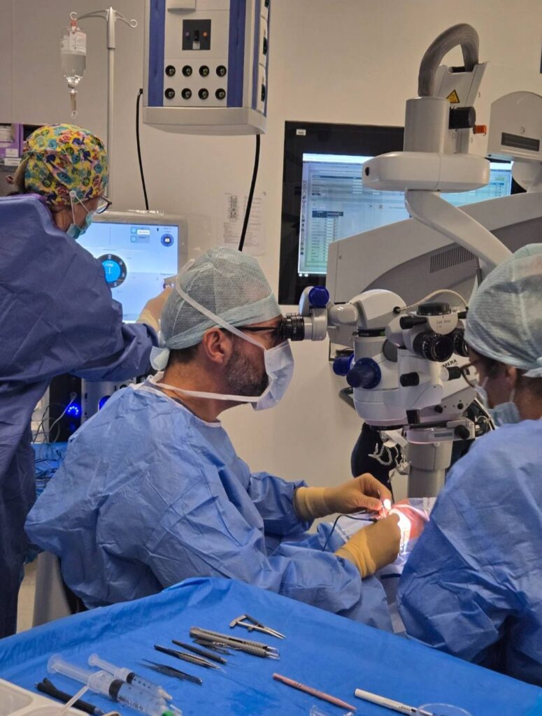 Agli Ospedali Riuniti Padova Sud il primo impianto di lente telescopica intraoculare per maculopatia
